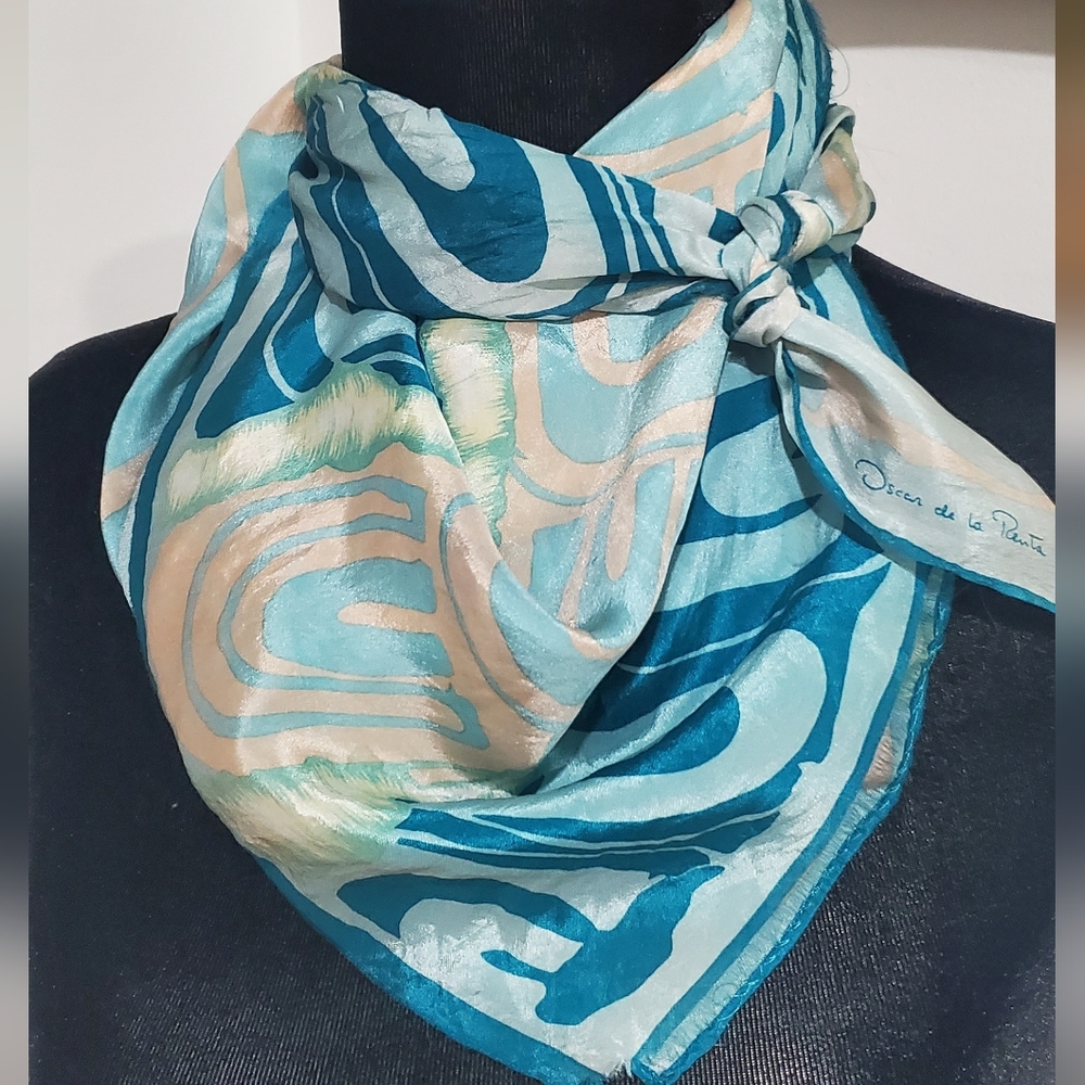 Vintage Oscar de la Renta Scarf